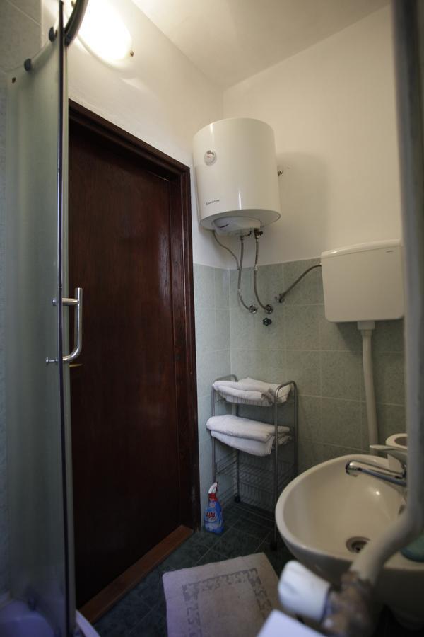 Studio Hram Belgrado Exterior foto